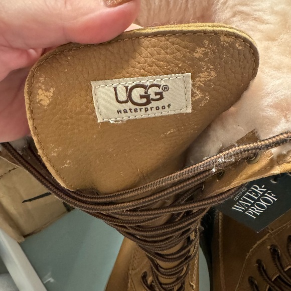 Ugg boots - Picture 4 of 6